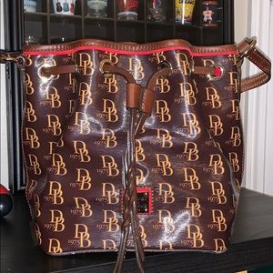 Dooney & Bourke purse
